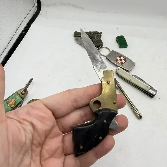 vintage Novelty Pocket Knife Knives Devil Girl Scout Gun Mini Revolver Purina - Picture 8 of 16